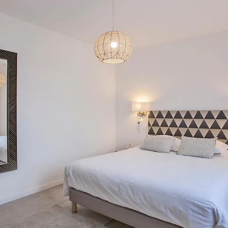 Palmier De 3 Piscine Commune Chauffee *