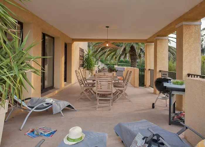 Palmier De 3 Piscine Commune Chauffee Appartement Calvi (Corsica)