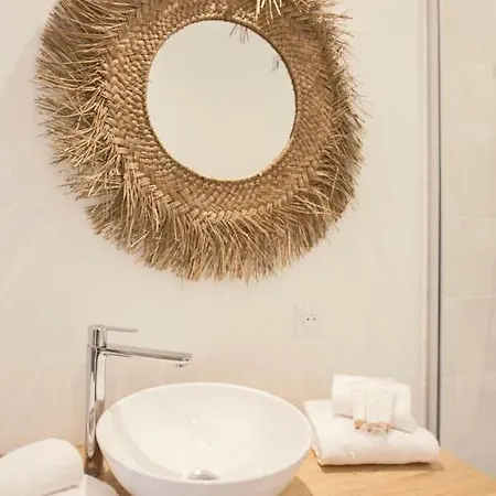 Palmier De 3 Piscine Commune Chauffee Calvi (Corsica)